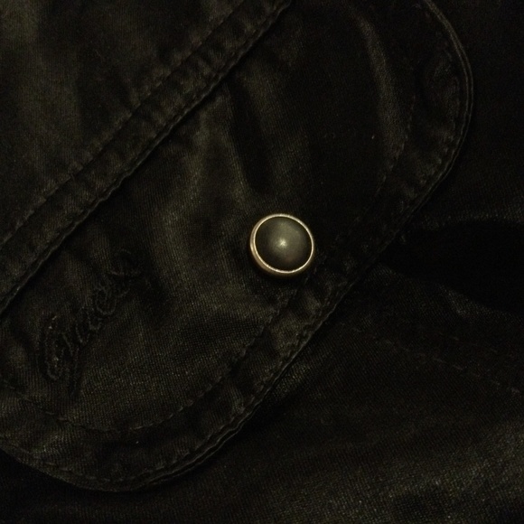 Sexy Guess sz Small black satiny zip up, collared & ribbed shirt - Picture 11 of 11